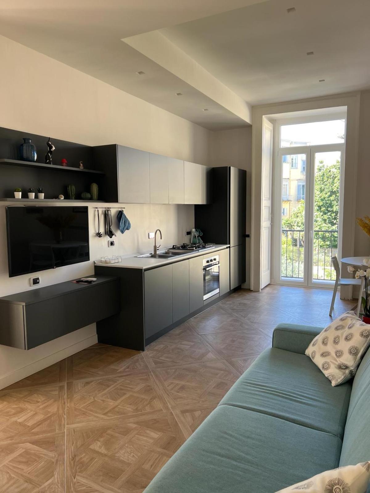 Centrantico - S. Chiara View Apartment Наполи Екстериор снимка
