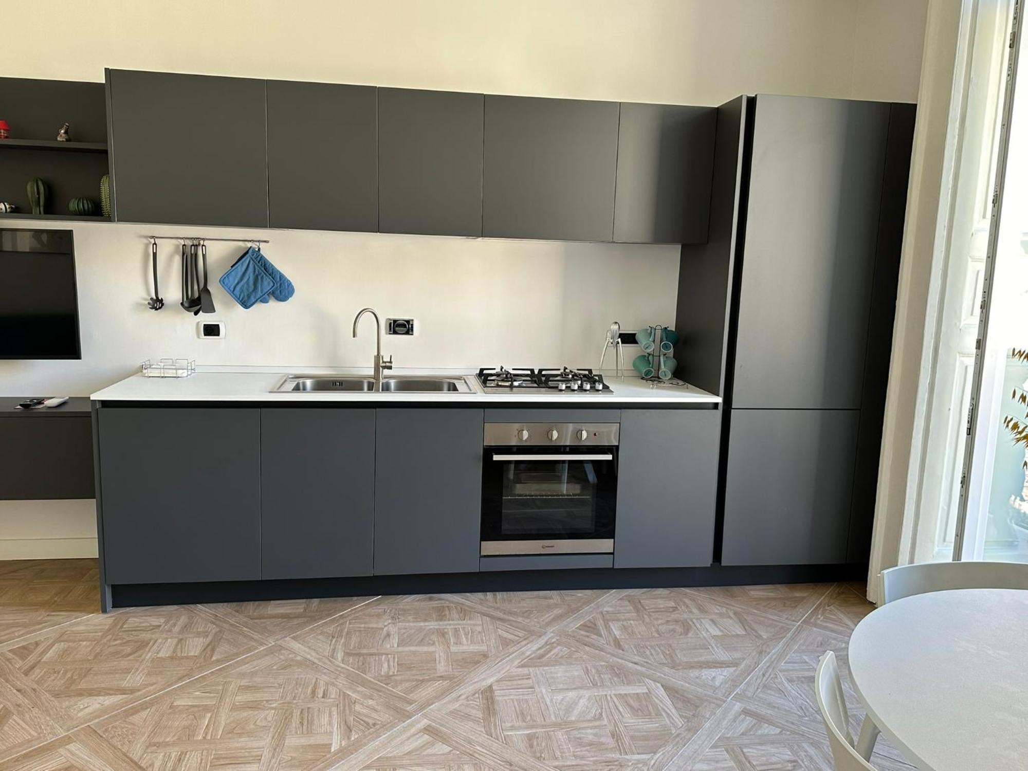 Centrantico - S. Chiara View Apartment Наполи Екстериор снимка