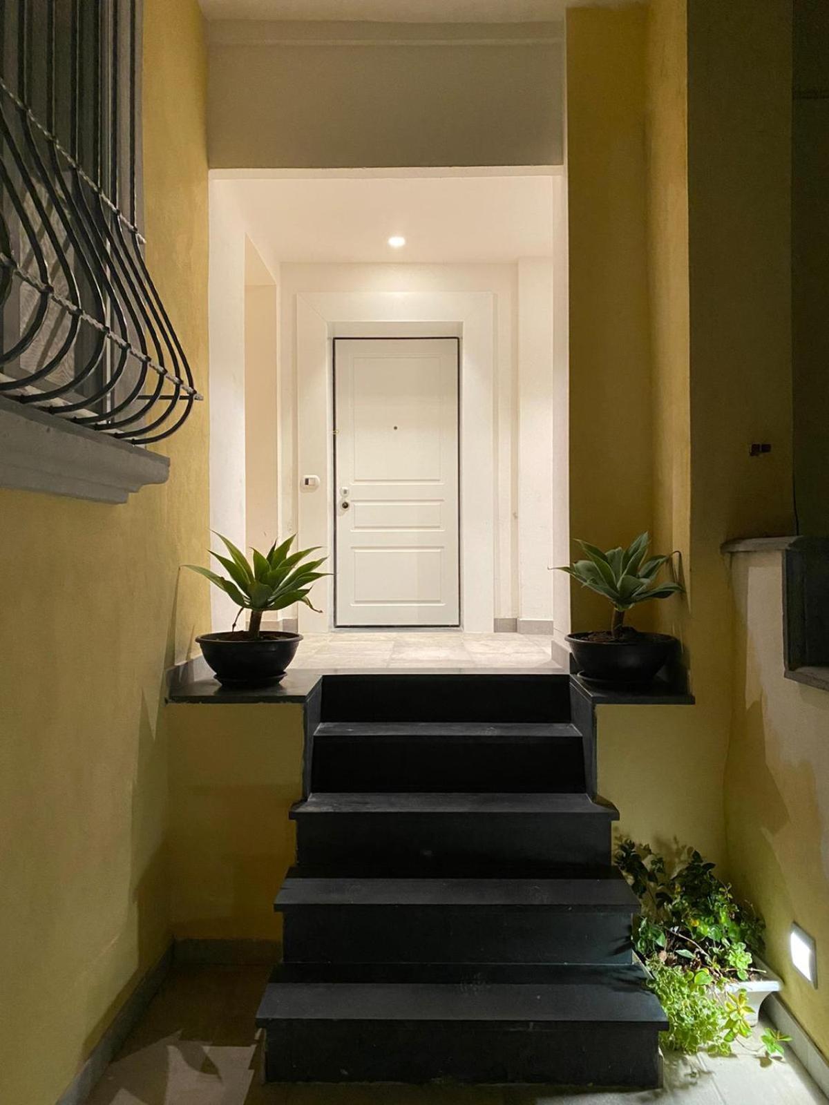 Centrantico - S. Chiara View Apartment Наполи Екстериор снимка